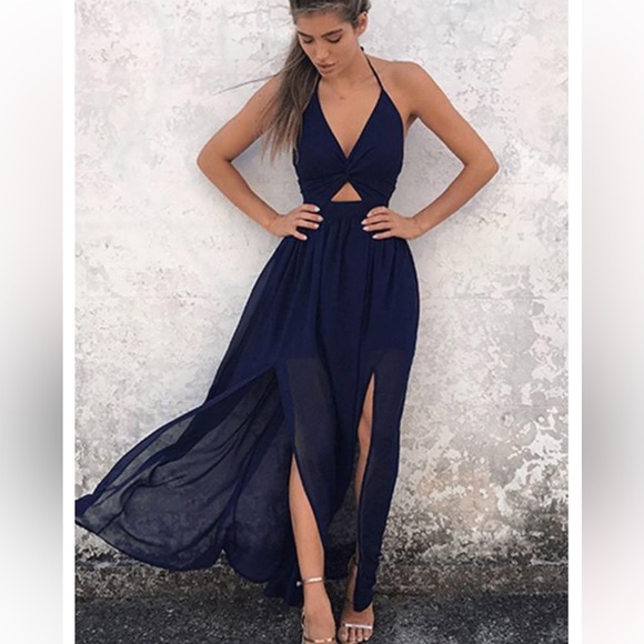 Dresses & Skirts - Maxi dress